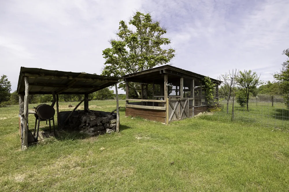 525 Jack Rabbit Circle Zephyr, TX 76890
