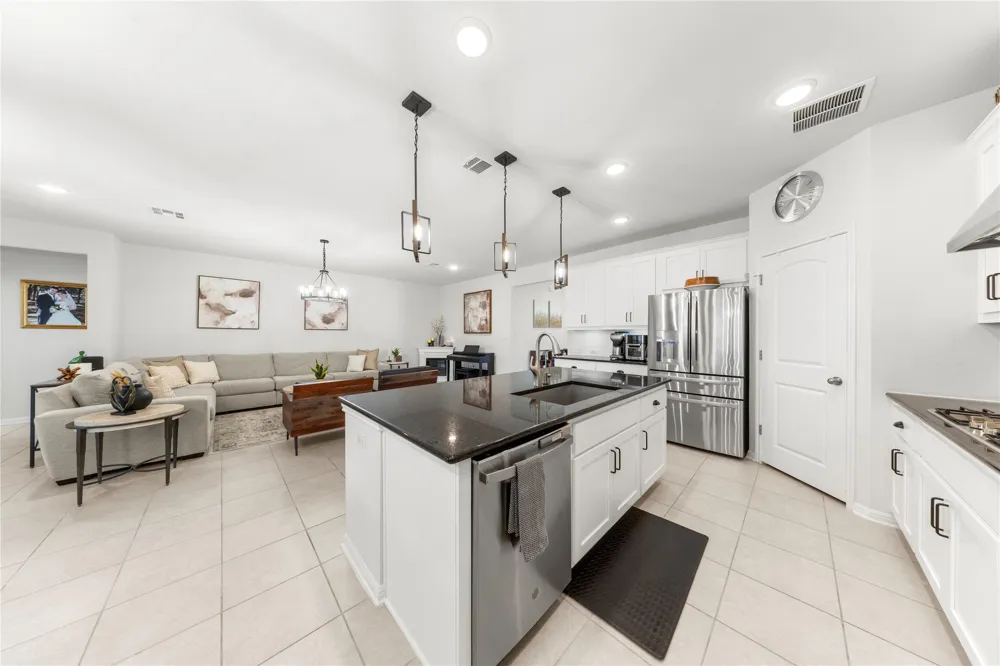 1424 Castalo Lane Leander, TX 78641