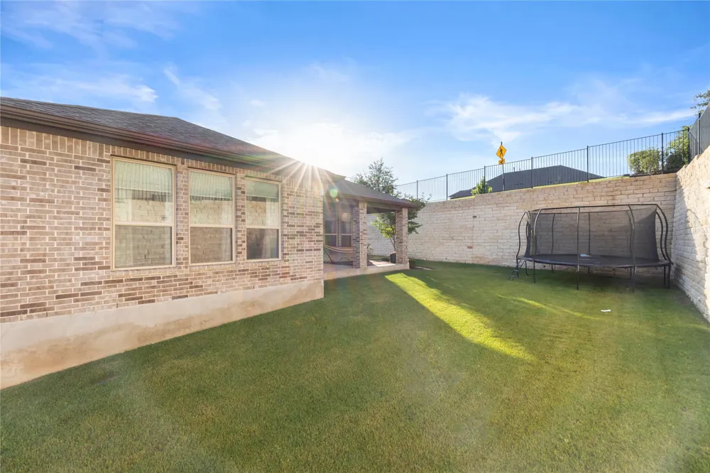 1424 Castalo Lane Leander, TX 78641