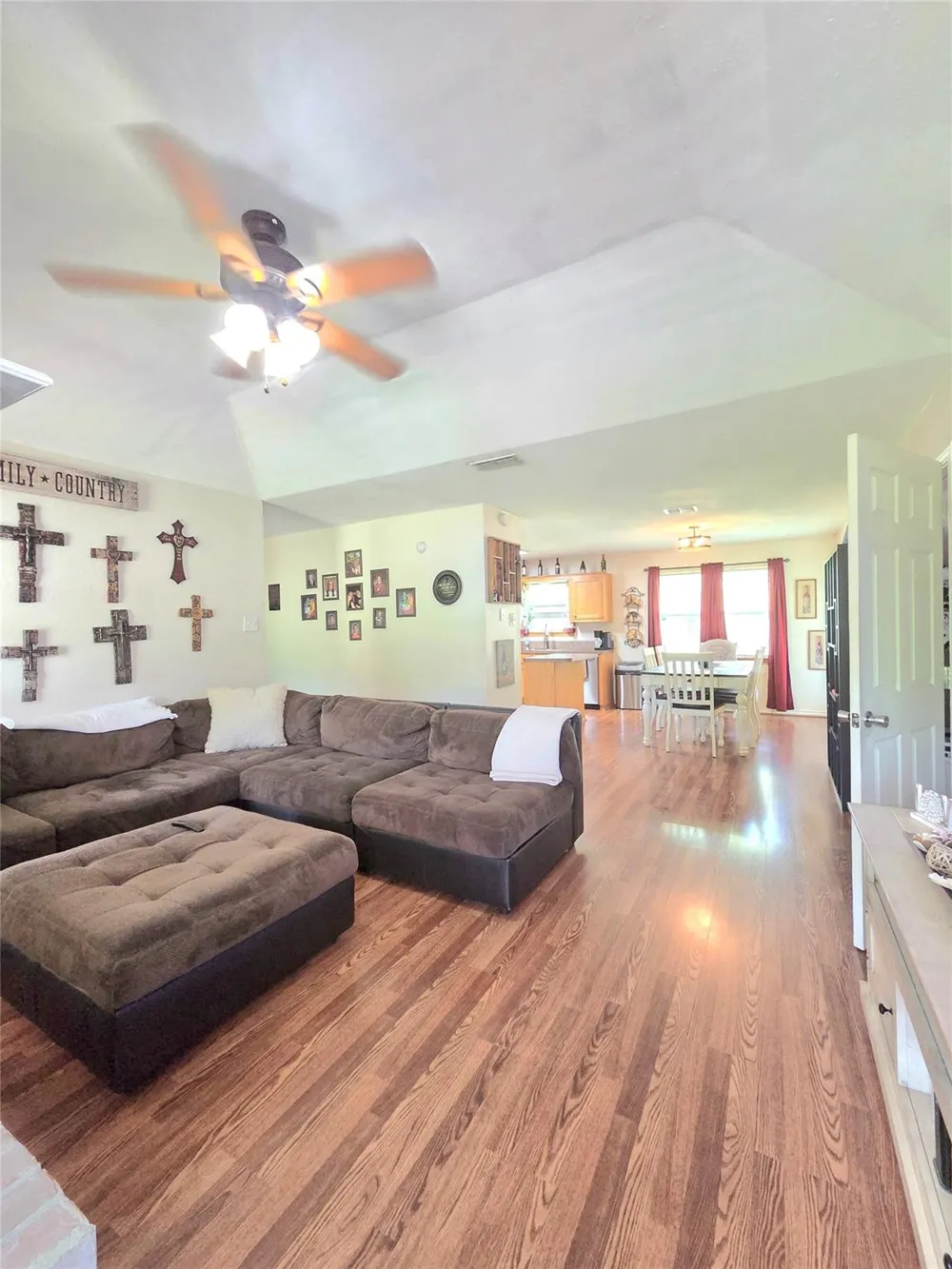 206 Jones Road Elkhart, TX 75839
