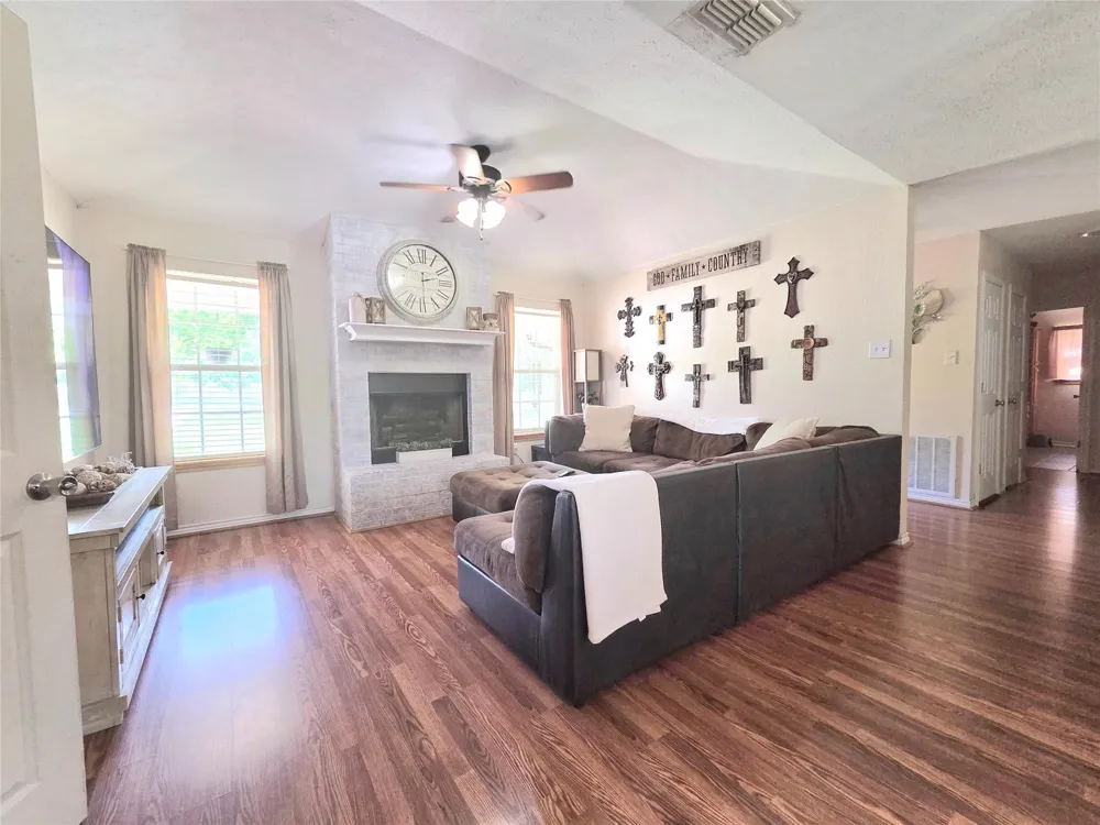 206 Jones Road Elkhart, TX 75839