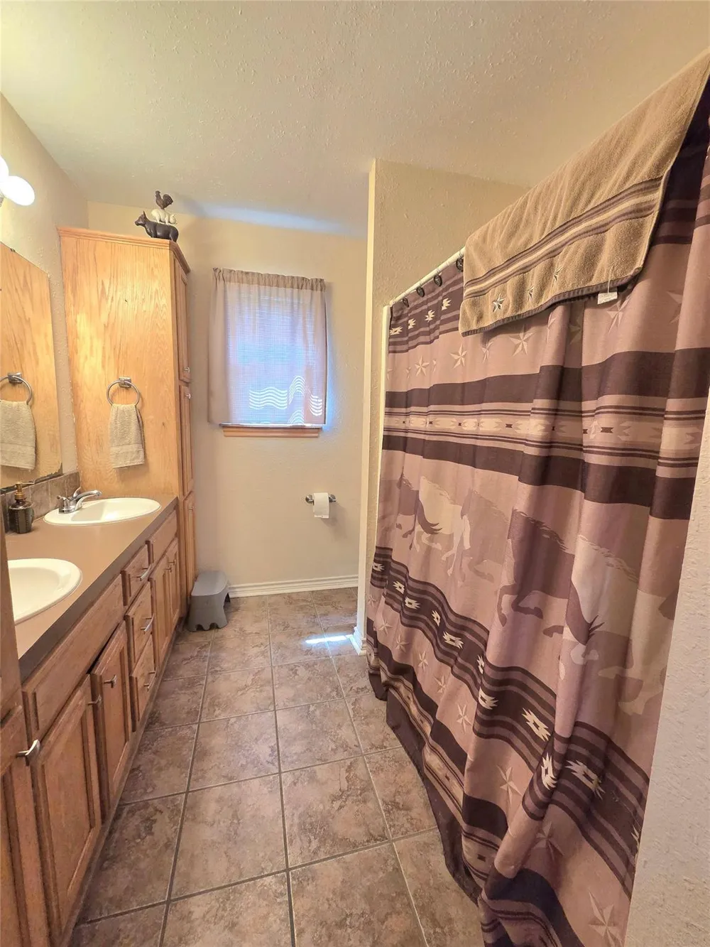 206 Jones Road Elkhart, TX 75839