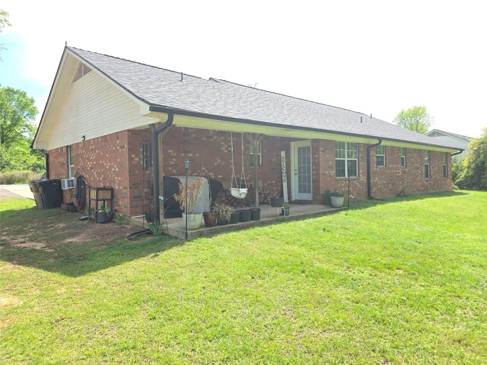 206 Jones Road Elkhart, TX 75839