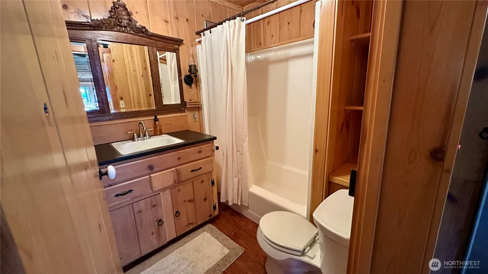 132 Twin Lakes Road Winthrop, WA 98862