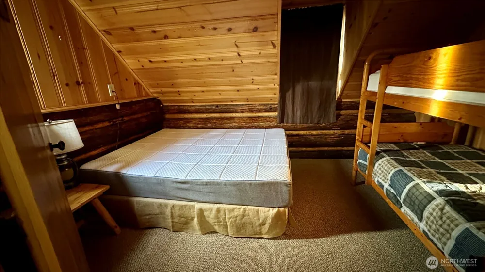 132 Twin Lakes Road Winthrop, WA 98862