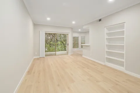 6000 Shepherd Mountain Cove #1609