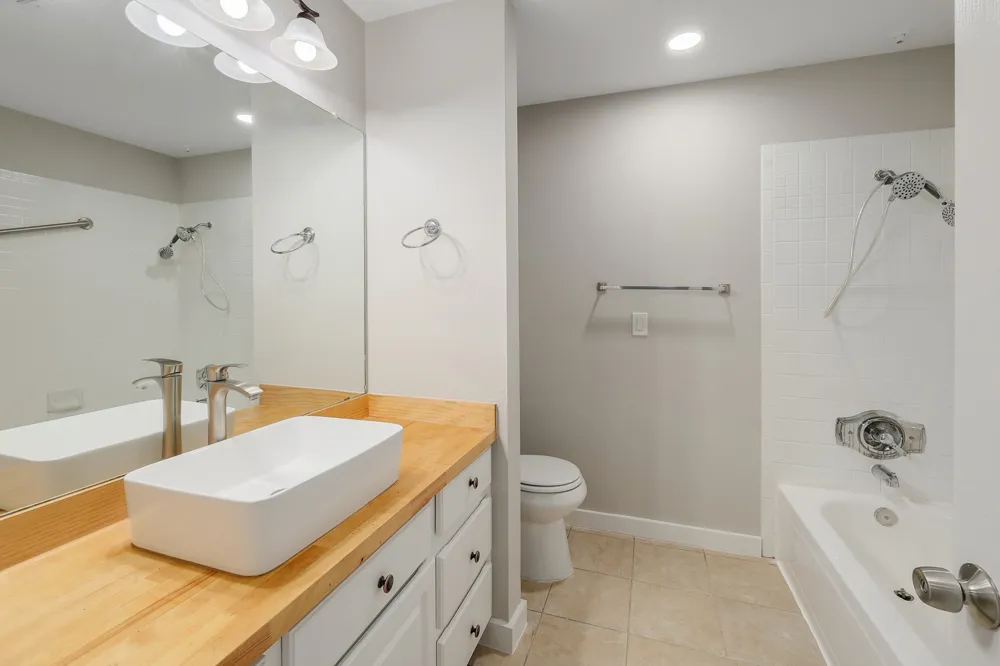 6000 Shepherd Mountain Cove #1609 Austin, TX 78730