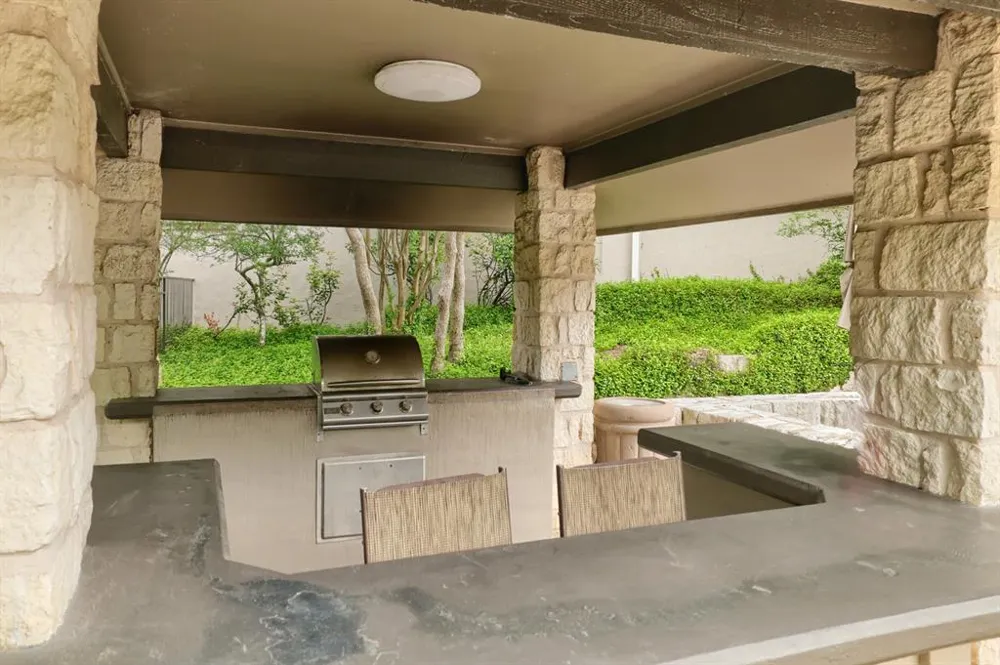 6000 Shepherd Mountain Cove #1609 Austin, TX 78730