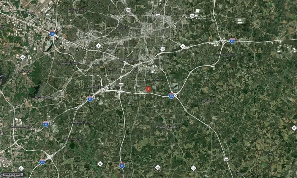 138 Vivian Lane Greensboro, NC 27406