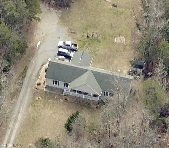 138 Vivian Lane Greensboro, NC 27406