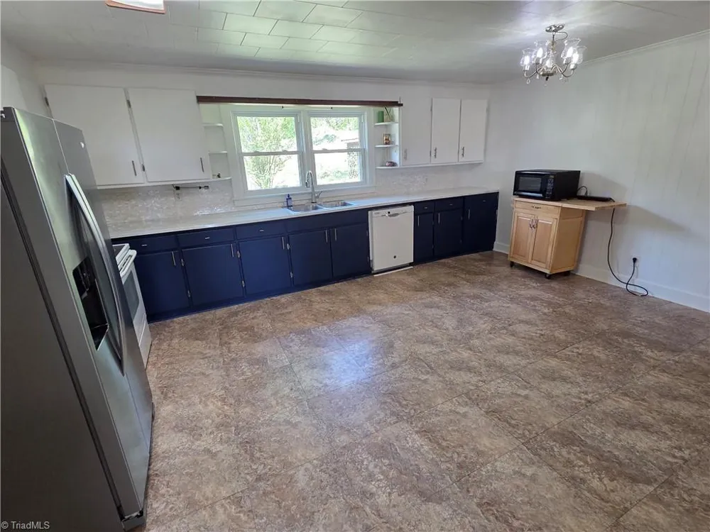 145 Black Oak Ridge Road Taylorsville, NC 28681