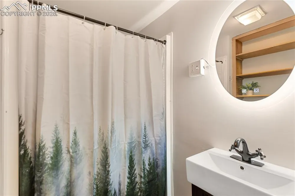 5060 County Road 1 Cripple Creek, CO 80813