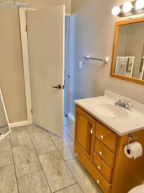 408 Pikes Peak Avenue Florence, CO 81226