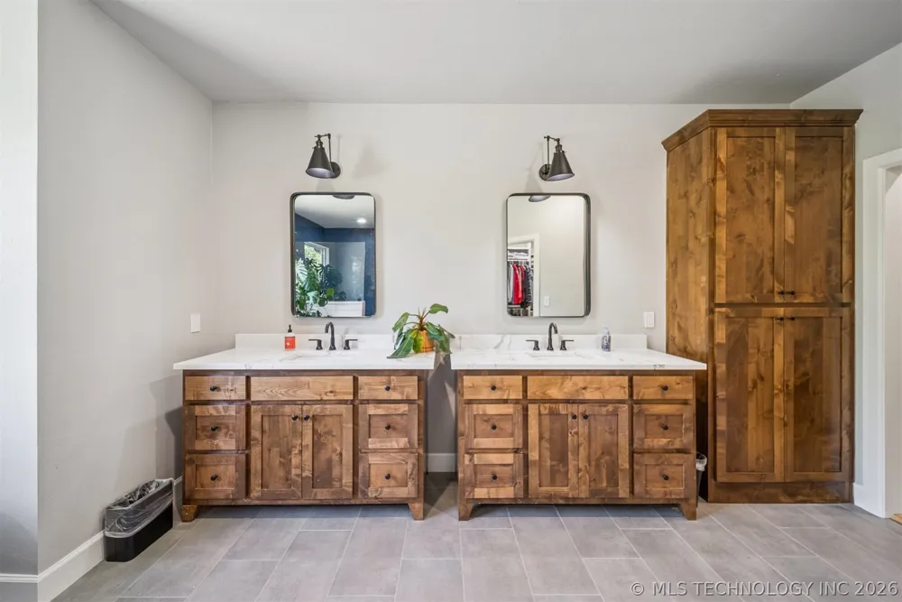 16439 Richardson Road Skiatook, OK 74070