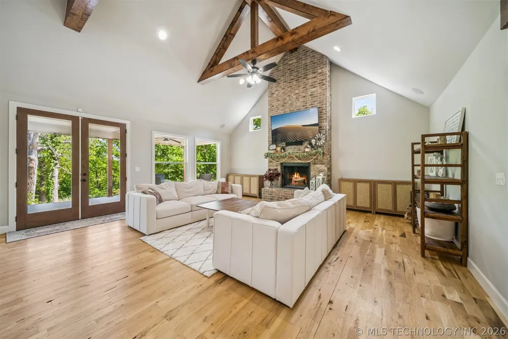 16439 Richardson Road Skiatook, OK 74070