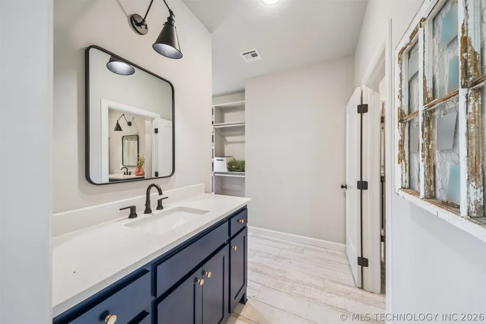 16439 Richardson Road Skiatook, OK 74070