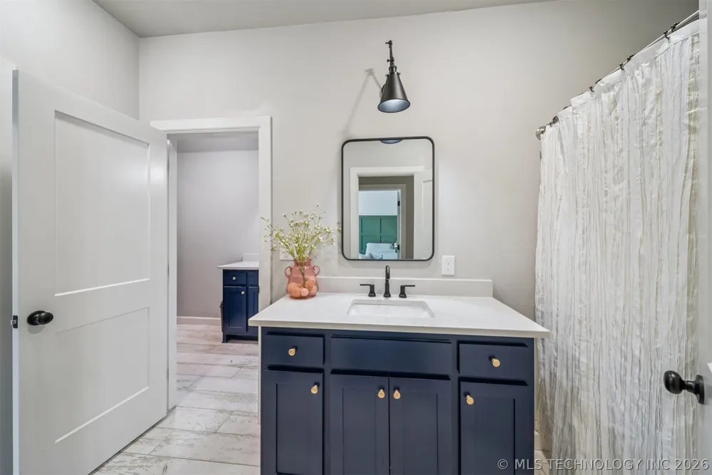 16439 Richardson Road Skiatook, OK 74070