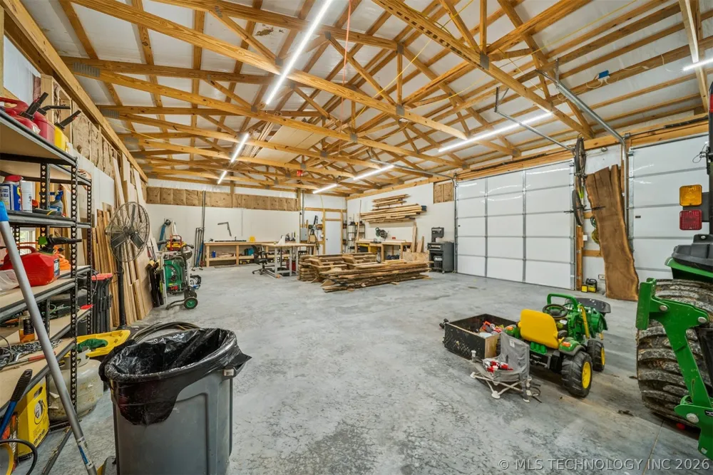 16439 Richardson Road Skiatook, OK 74070