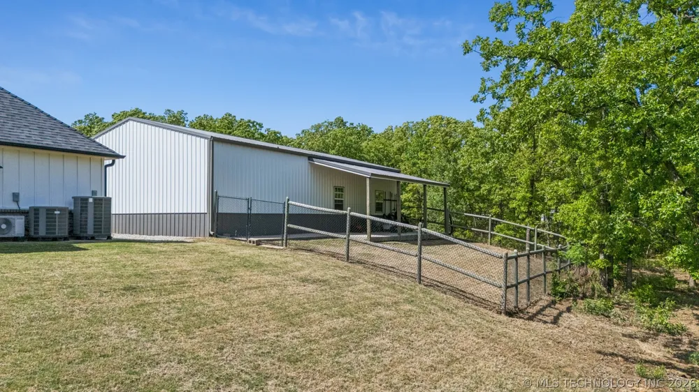 16439 Richardson Road Skiatook, OK 74070