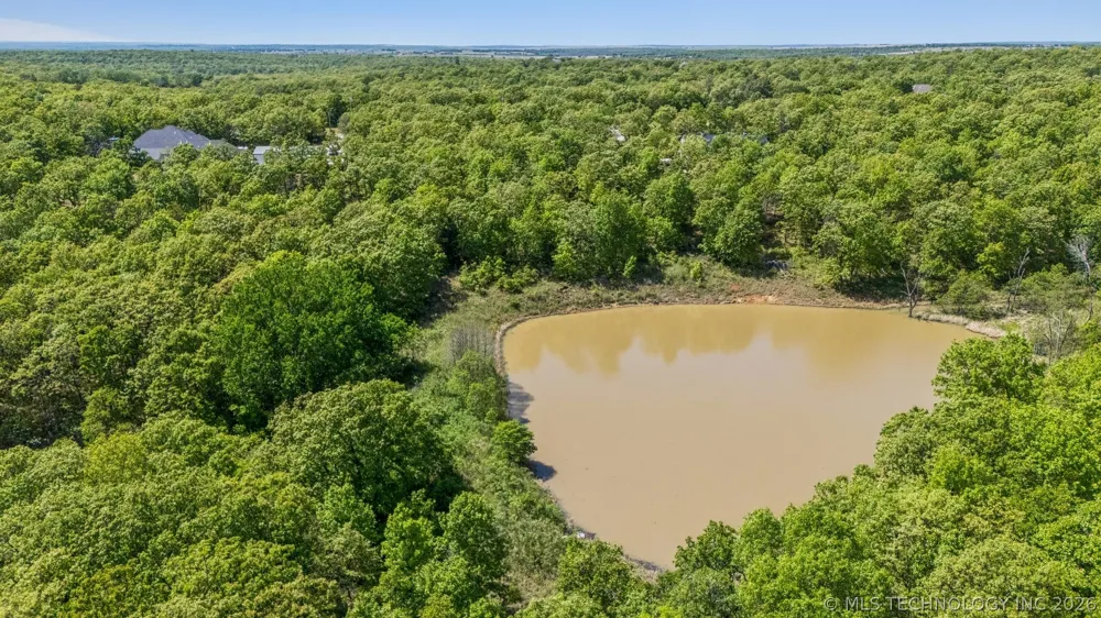 16439 Richardson Road Skiatook, OK 74070