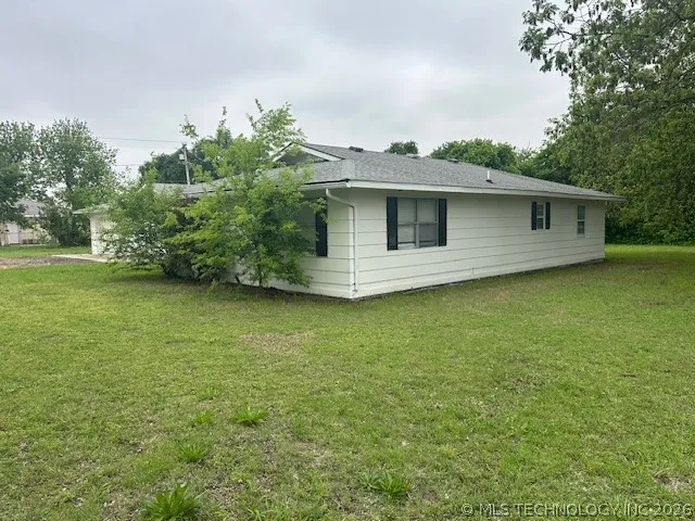331 Pine Stratford, OK 74872