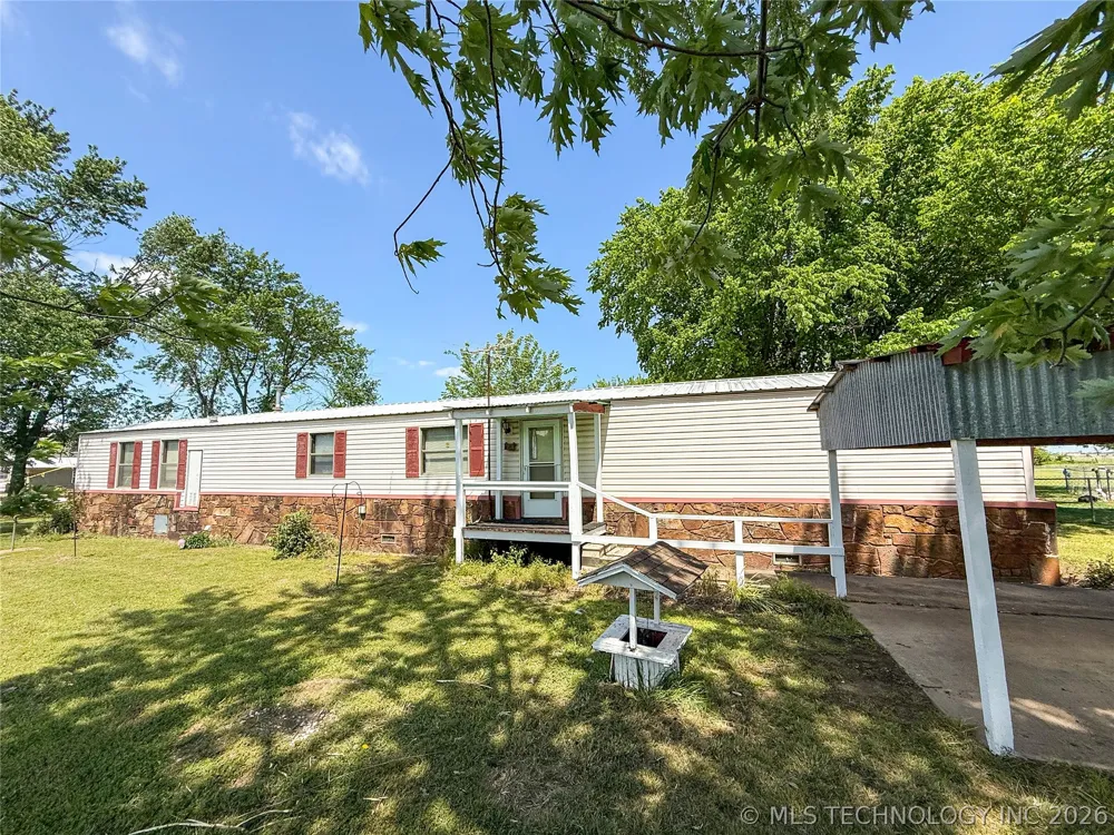 203 E Watova Street Talala, OK 74080