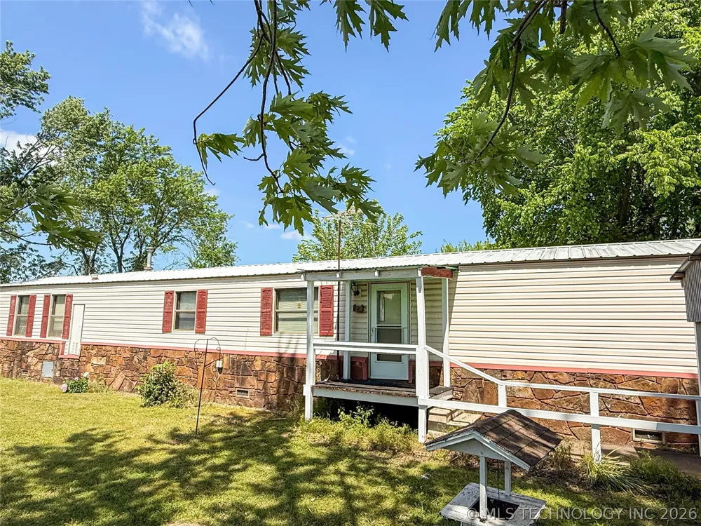 203 E Watova Street Talala, OK 74080