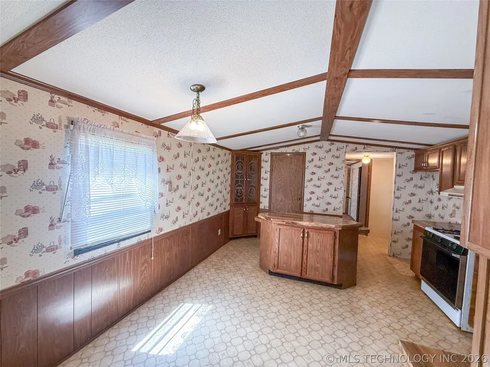 203 E Watova Street Talala, OK 74080