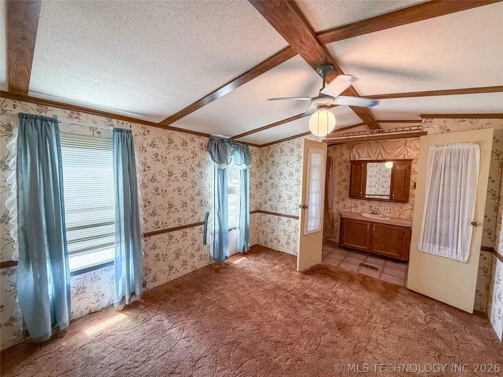 203 E Watova Street Talala, OK 74080