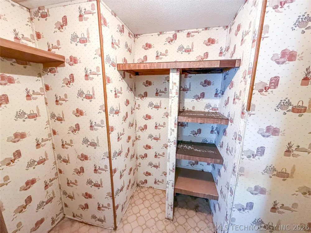 203 E Watova Street Talala, OK 74080