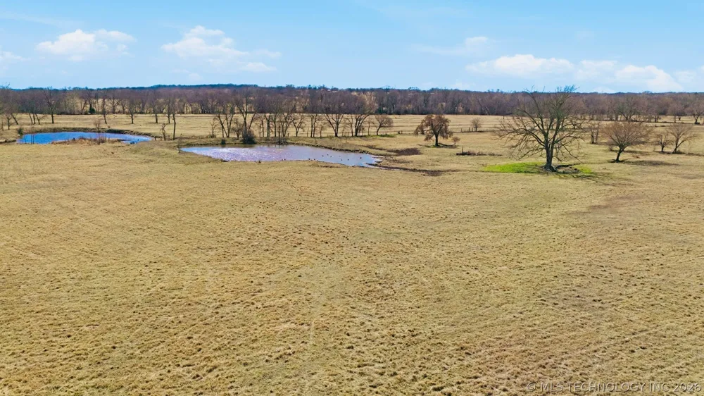 7691 Highway 64 Highway Haskell, OK 74436