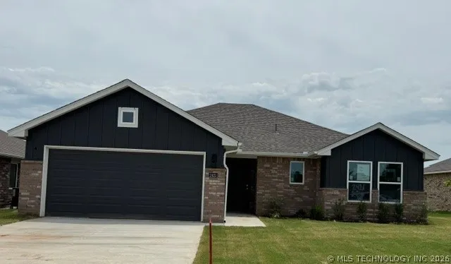 2421 W Main Street Collinsville, OK 74021