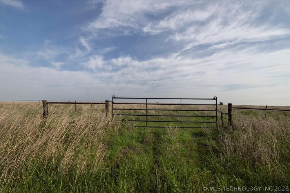 2 S 336 ROAD Pawnee, OK 73061