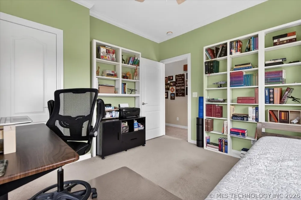 5637 Chickering Court Bartlesville, OK 74006