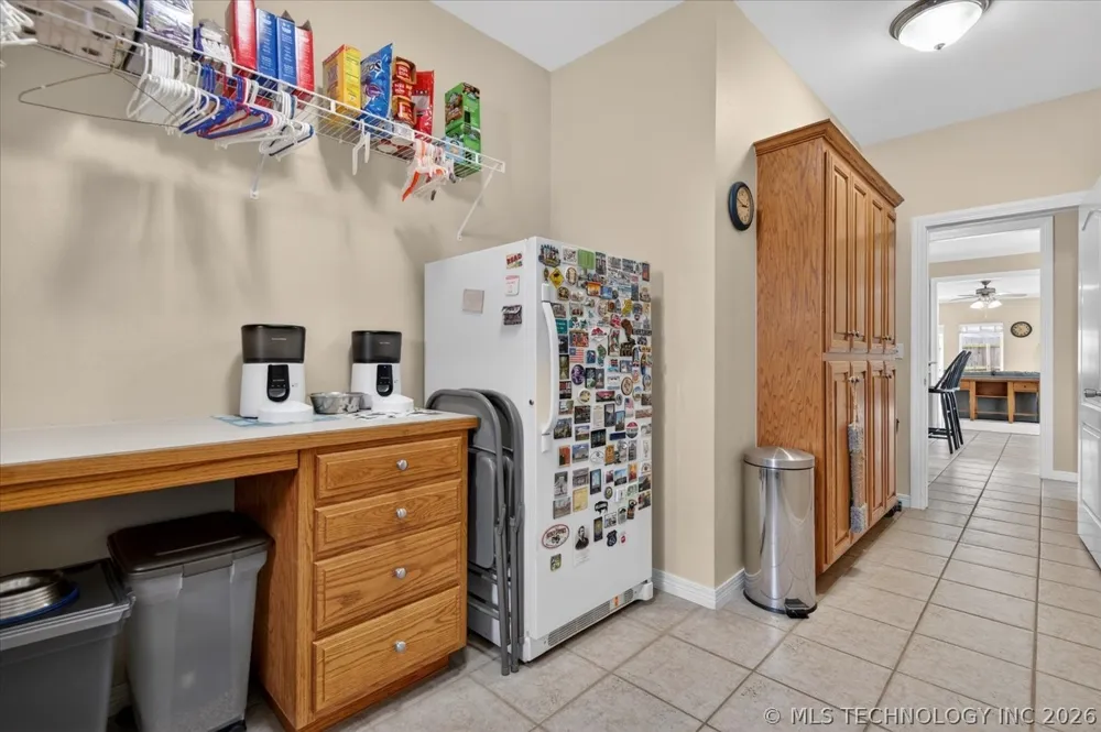 5637 Chickering Court Bartlesville, OK 74006