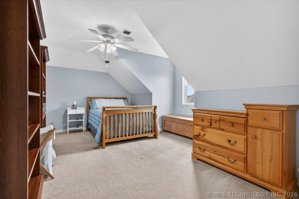 5637 Chickering Court Bartlesville, OK 74006
