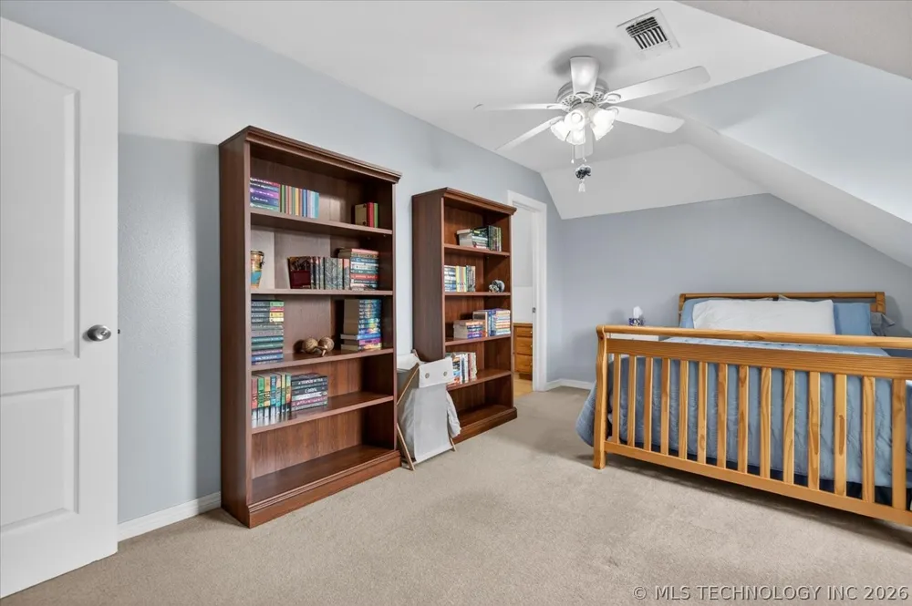 5637 Chickering Court Bartlesville, OK 74006