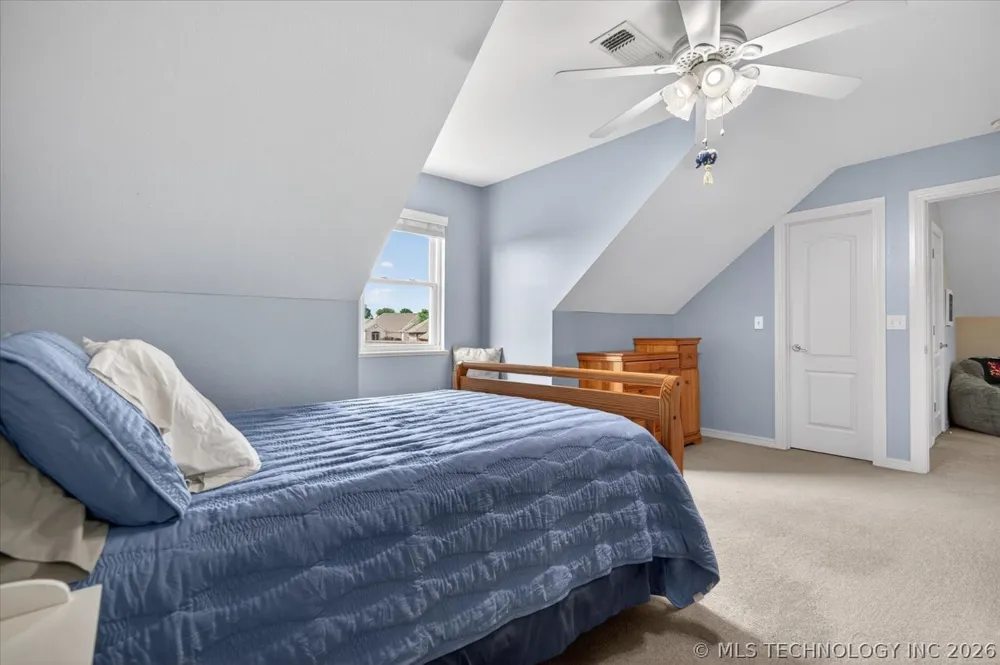 5637 Chickering Court Bartlesville, OK 74006
