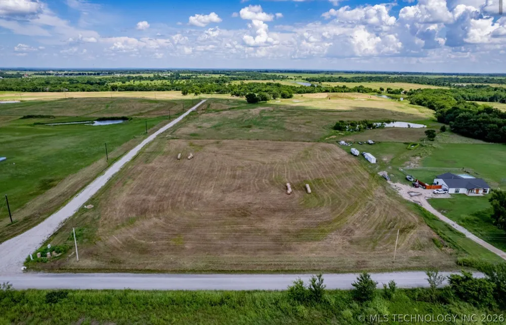 4180 ROAD Porter, OK 74454