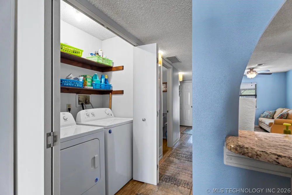 810 46th Street Grove, OK 74464