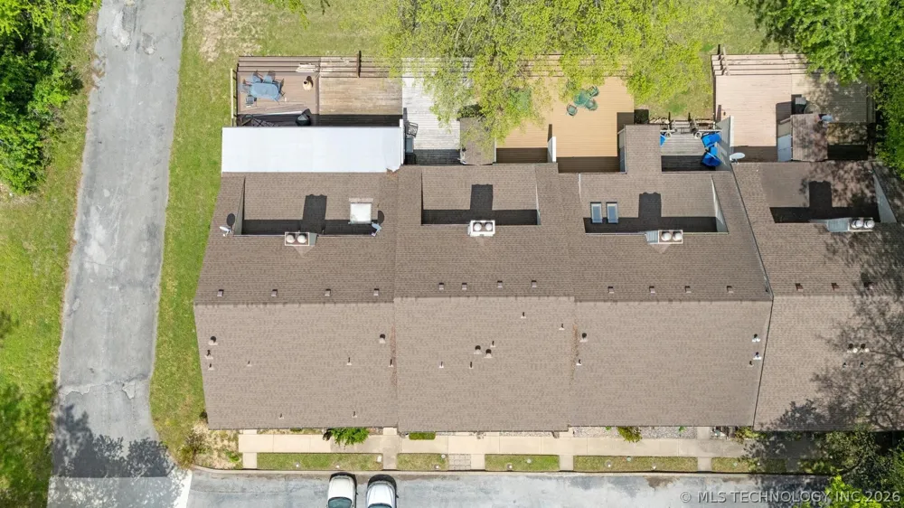 810 46th Street Grove, OK 74464
