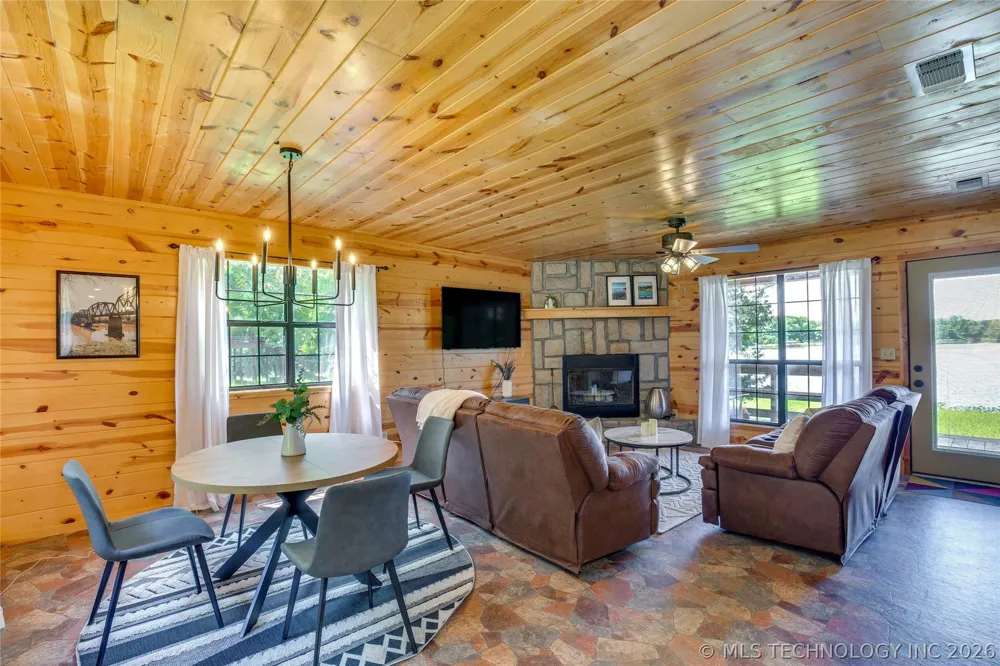 3859 W Lake Fort Towson, OK 74735