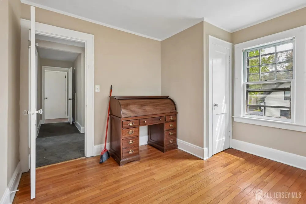 1089 Field Avenue Plainfield, NJ 07060