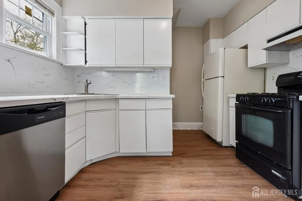 1089 Field Avenue Plainfield, NJ 07060