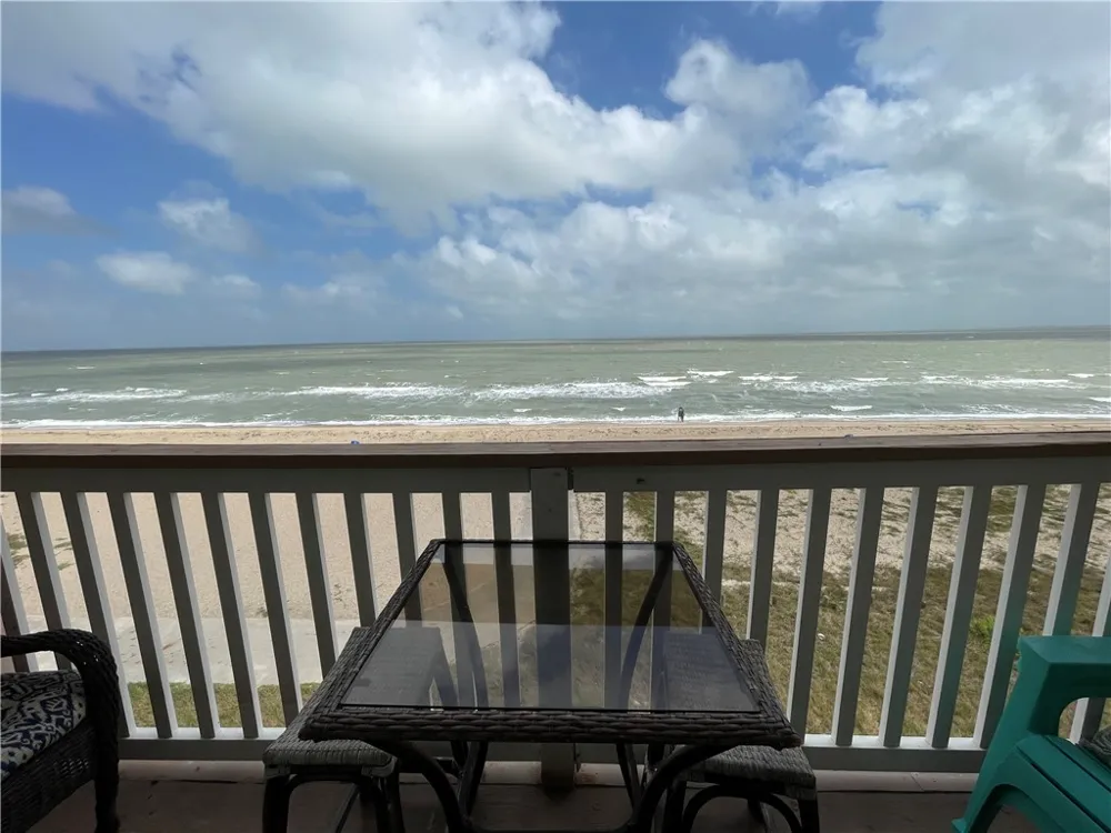 3938 Surfside Boulevard #1204 Corpus Christi, TX 78402