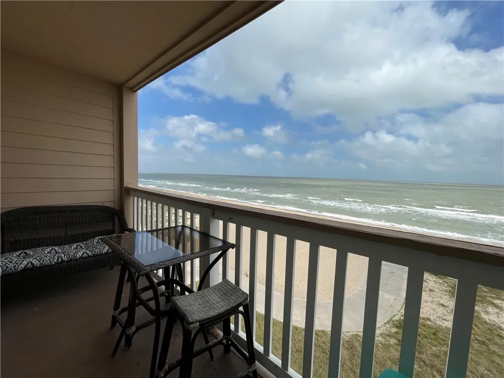 3938 Surfside Boulevard #1204 Corpus Christi, TX 78402