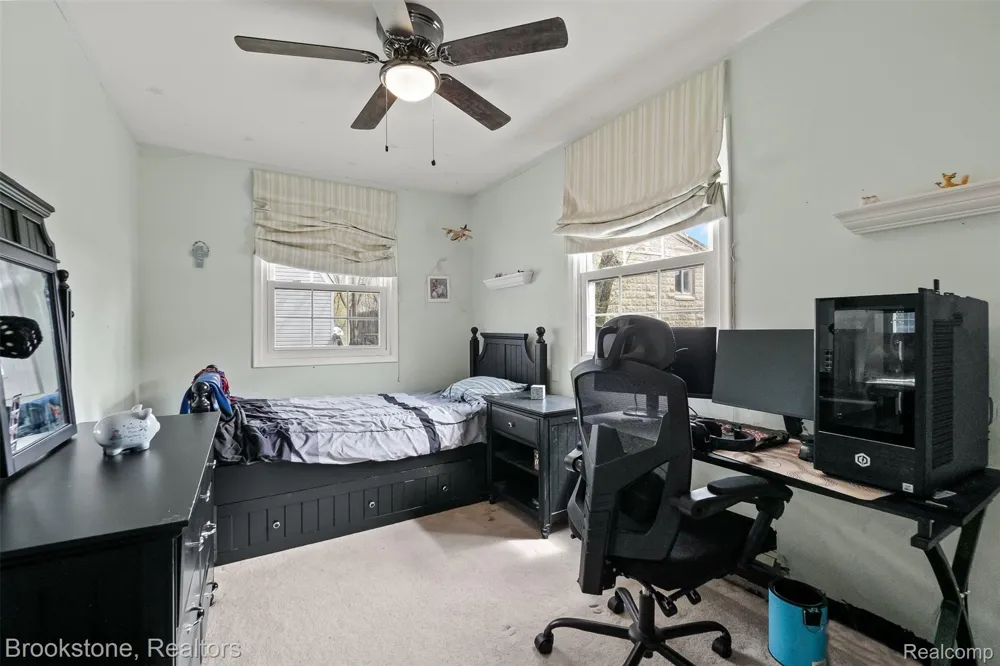 1940 S Ortonville Road Brandon Charter Township, MI 48462