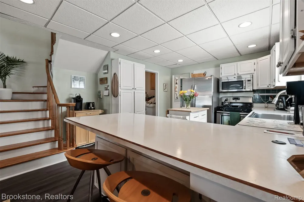 1940 S Ortonville Road Brandon Charter Township, MI 48462
