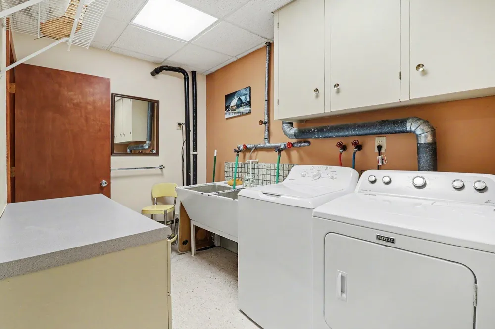 6302 E Interlochen Road Sheridan Township, MI 49410