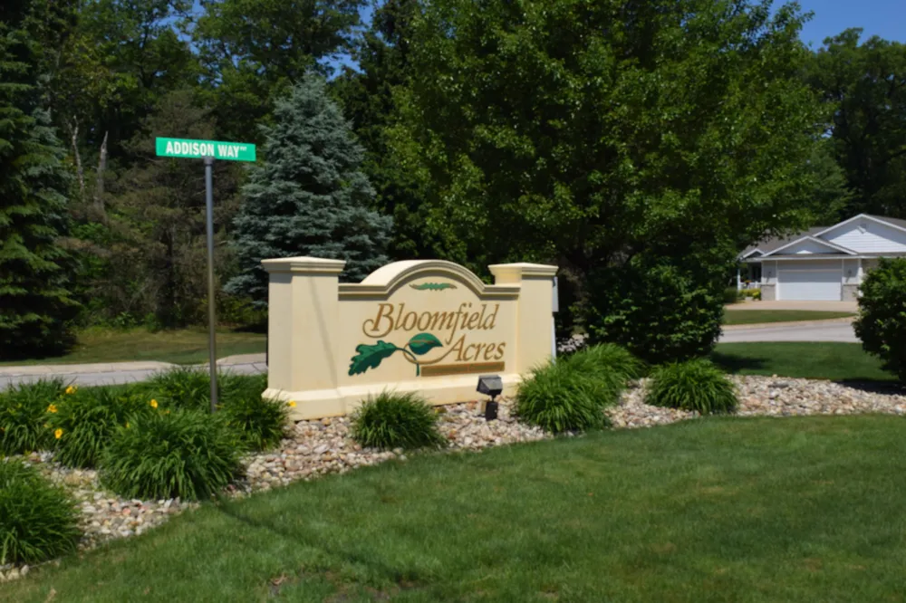1519 E Addison Way Laketon Township, MI 49445